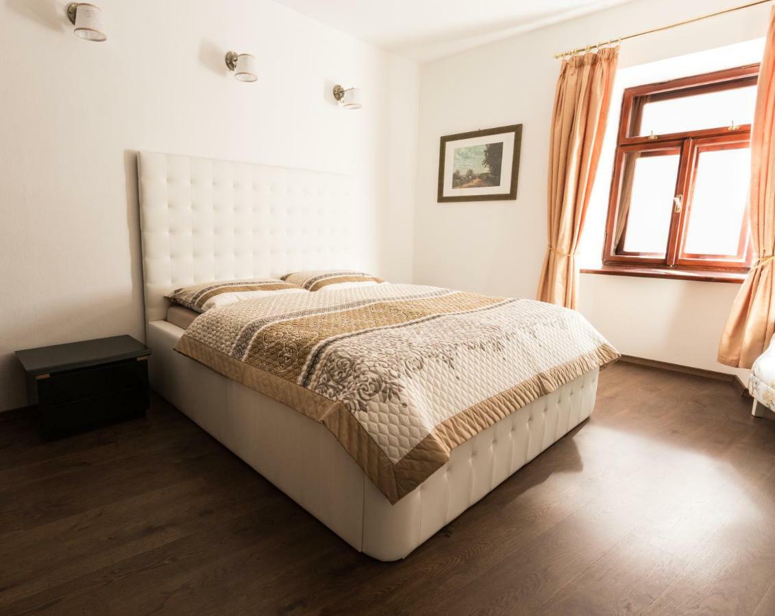 Apartman Pri Lyceu Banská Štiavnica Εξωτερικό φωτογραφία